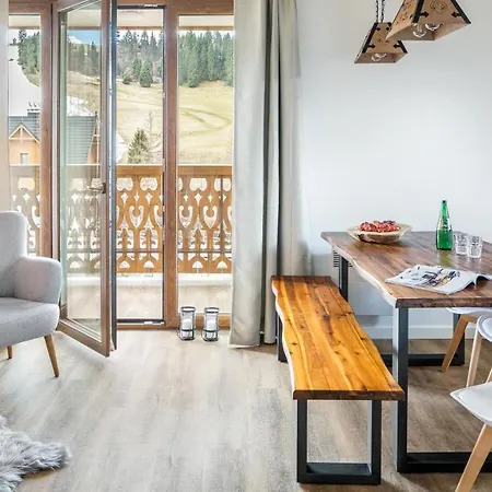 Limba - Ostoja Bukowinki 아파트